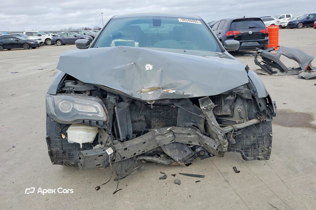Chrysler 300 2019