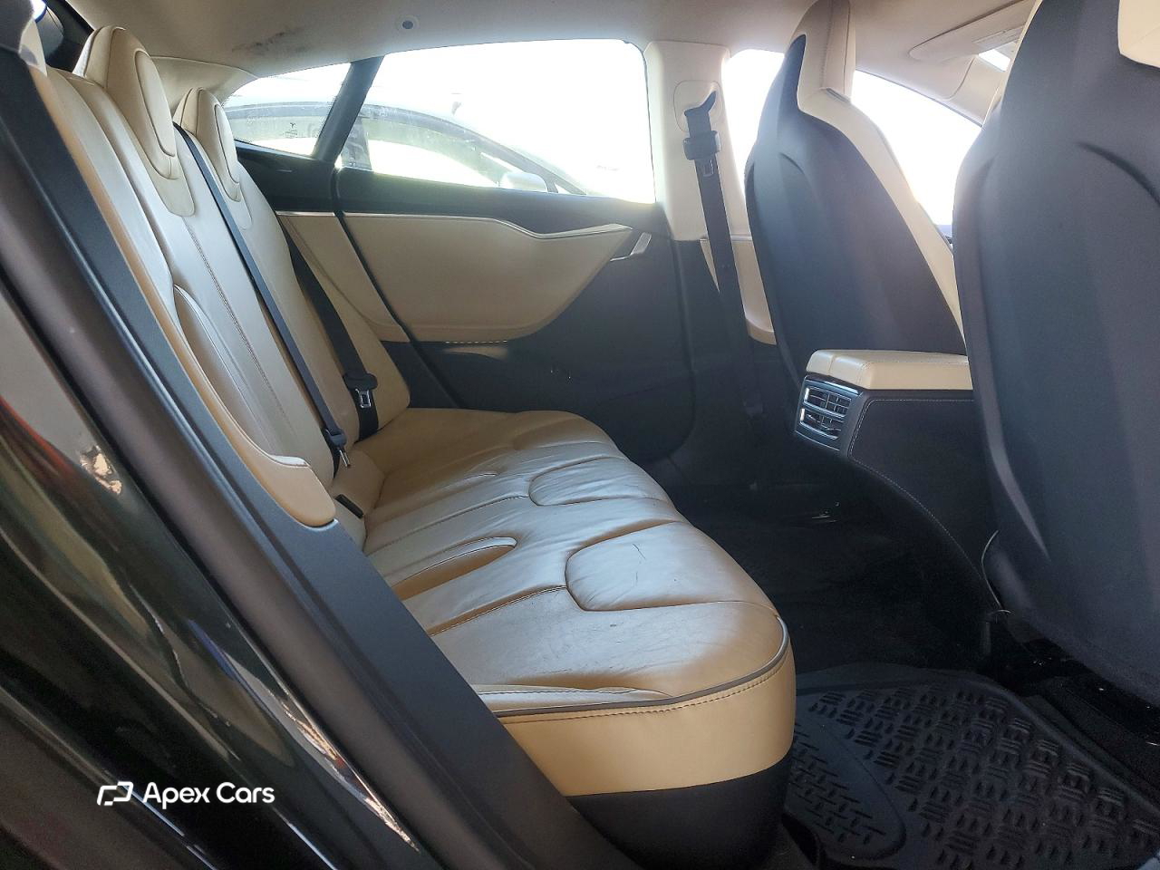 Tesla Model S 2014