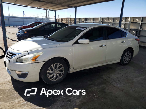 Nissan Altima 2015 - Image 1 of 11