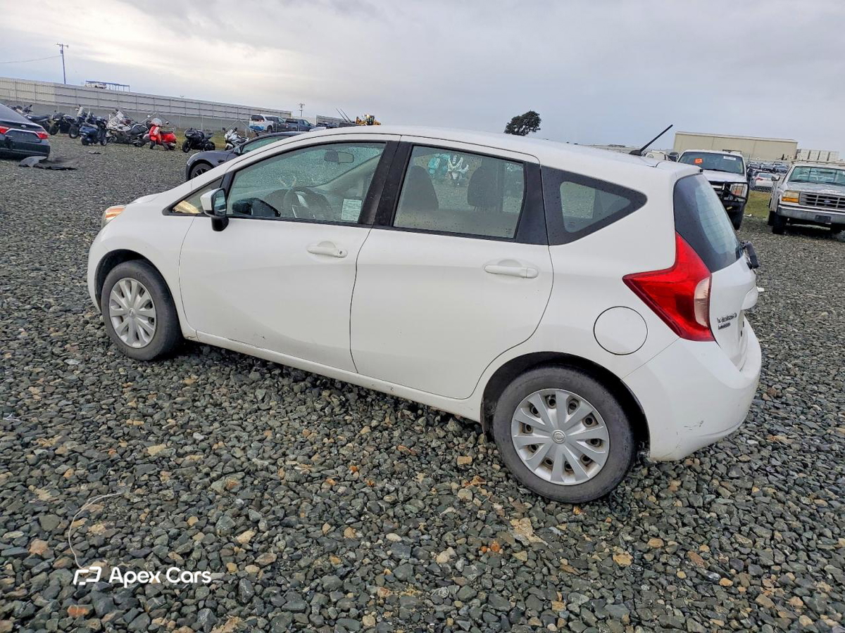 Nissan Versa 2016