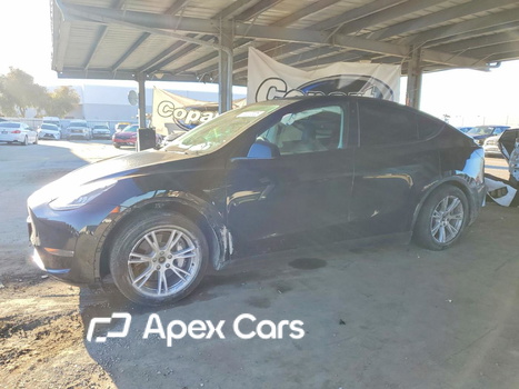 Tesla Model Y 2020 - Image 1 of 13