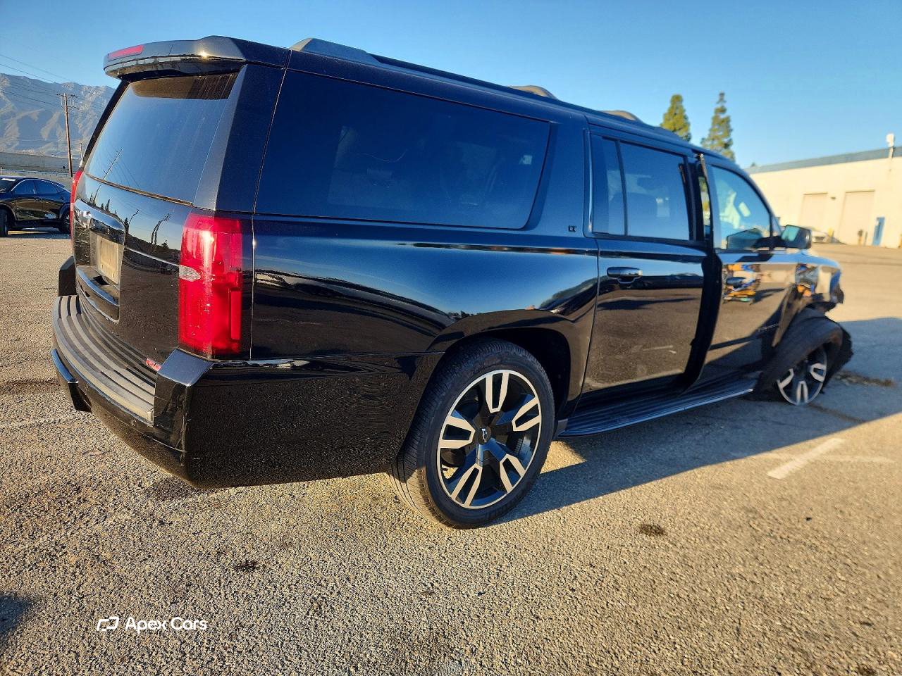 Chevrolet Suburban 2019
