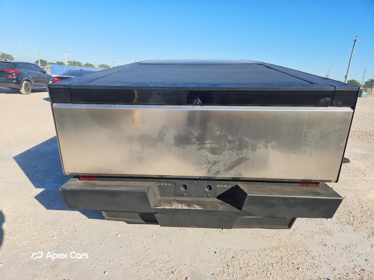 Tesla Cybertruck 2025