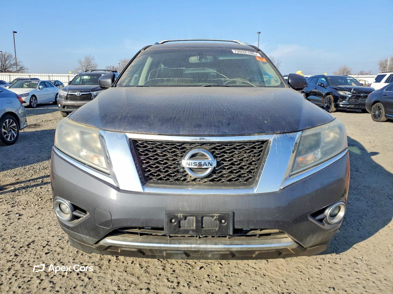 Nissan Pathfinder 2014