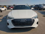 Audi e-tron 2022