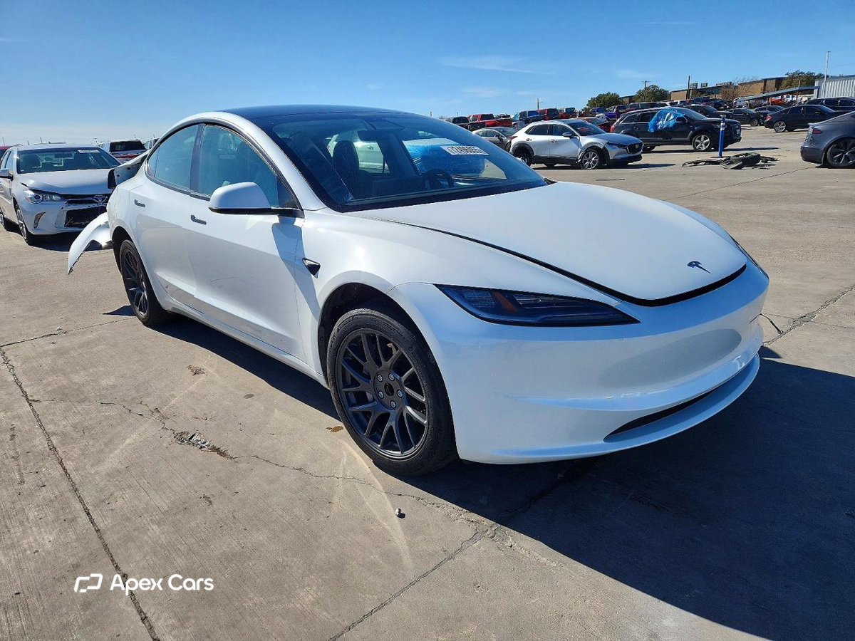 Tesla Model 3 2025
