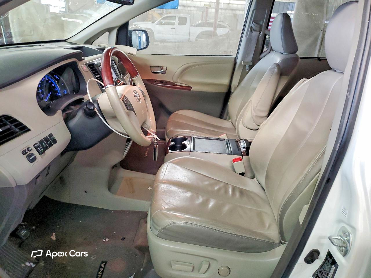 Toyota Sienna 2012