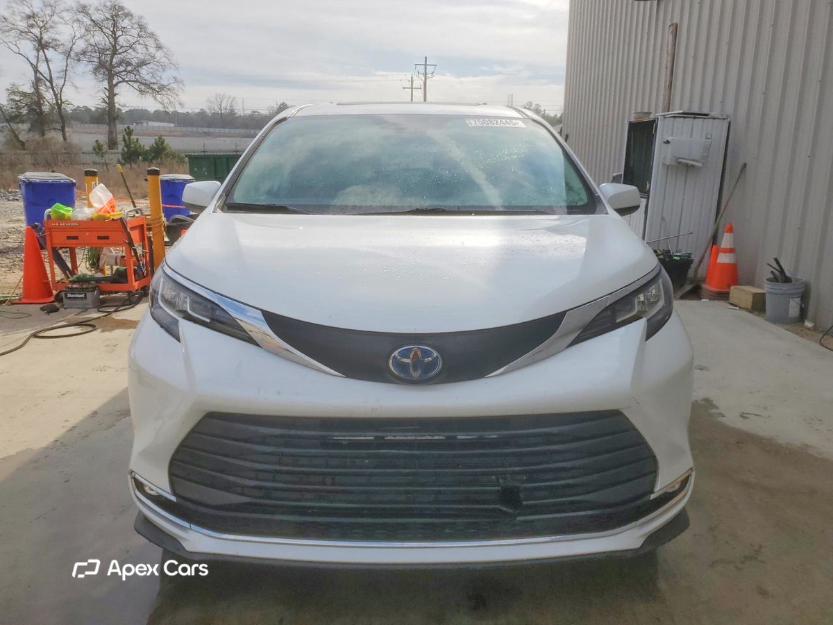 Toyota Sienna 2023