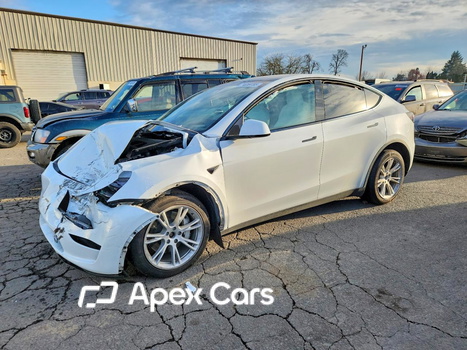 Tesla Model Y 2023 - Zdjęcie 1 z 12