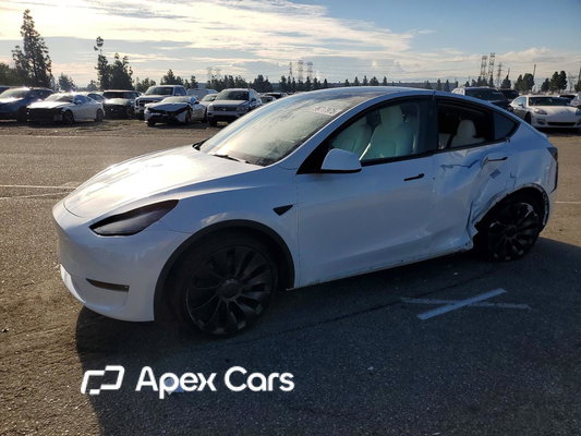 Tesla Model Y 2024 - Image 1 of 13