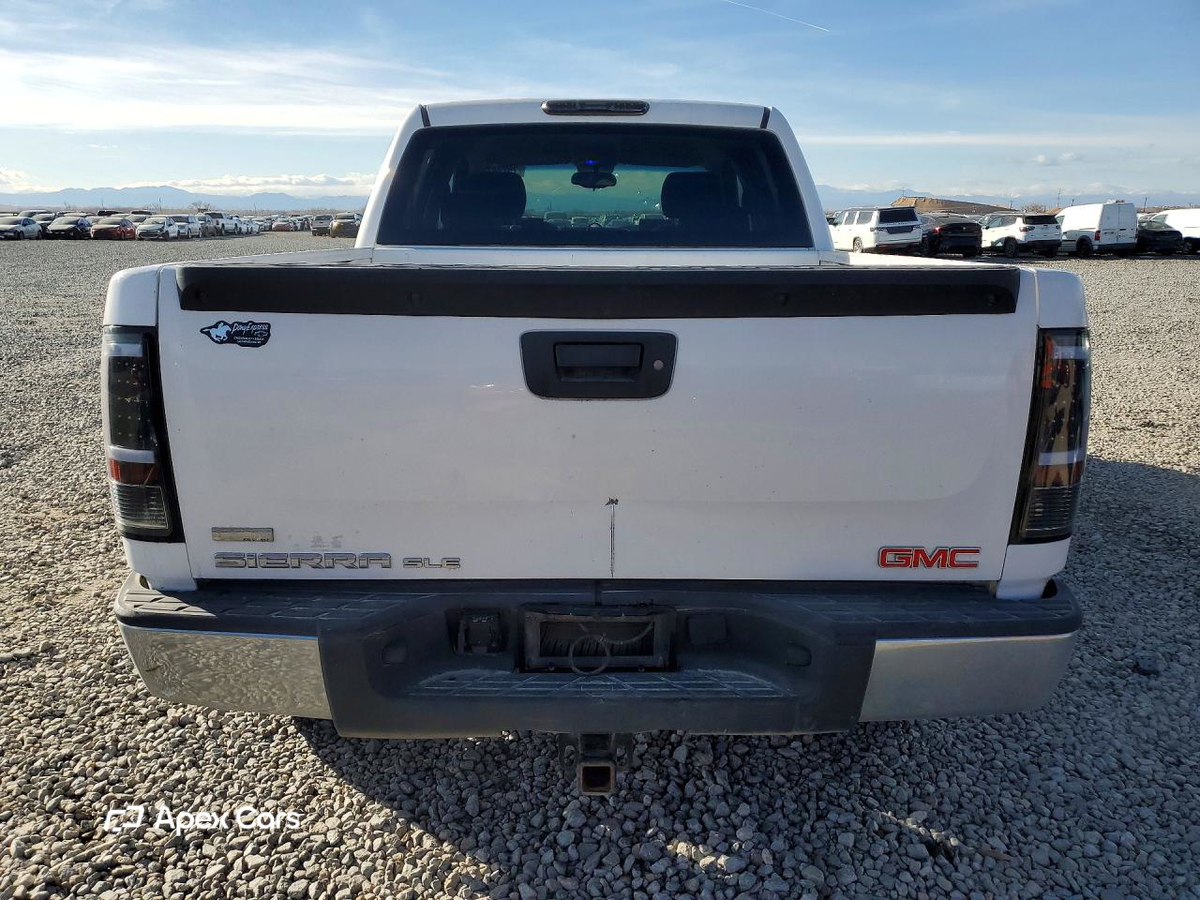 GMC Sierra 2011