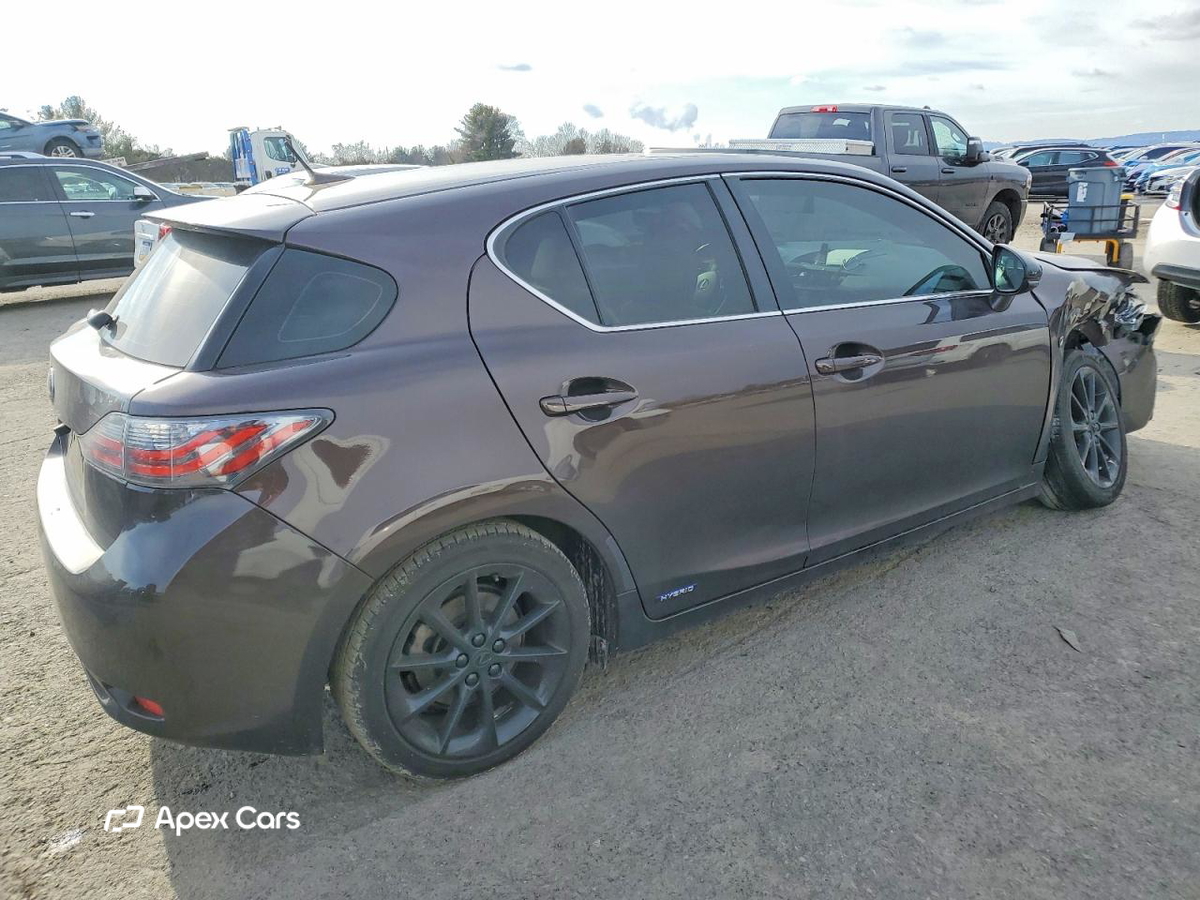Lexus CT 2012