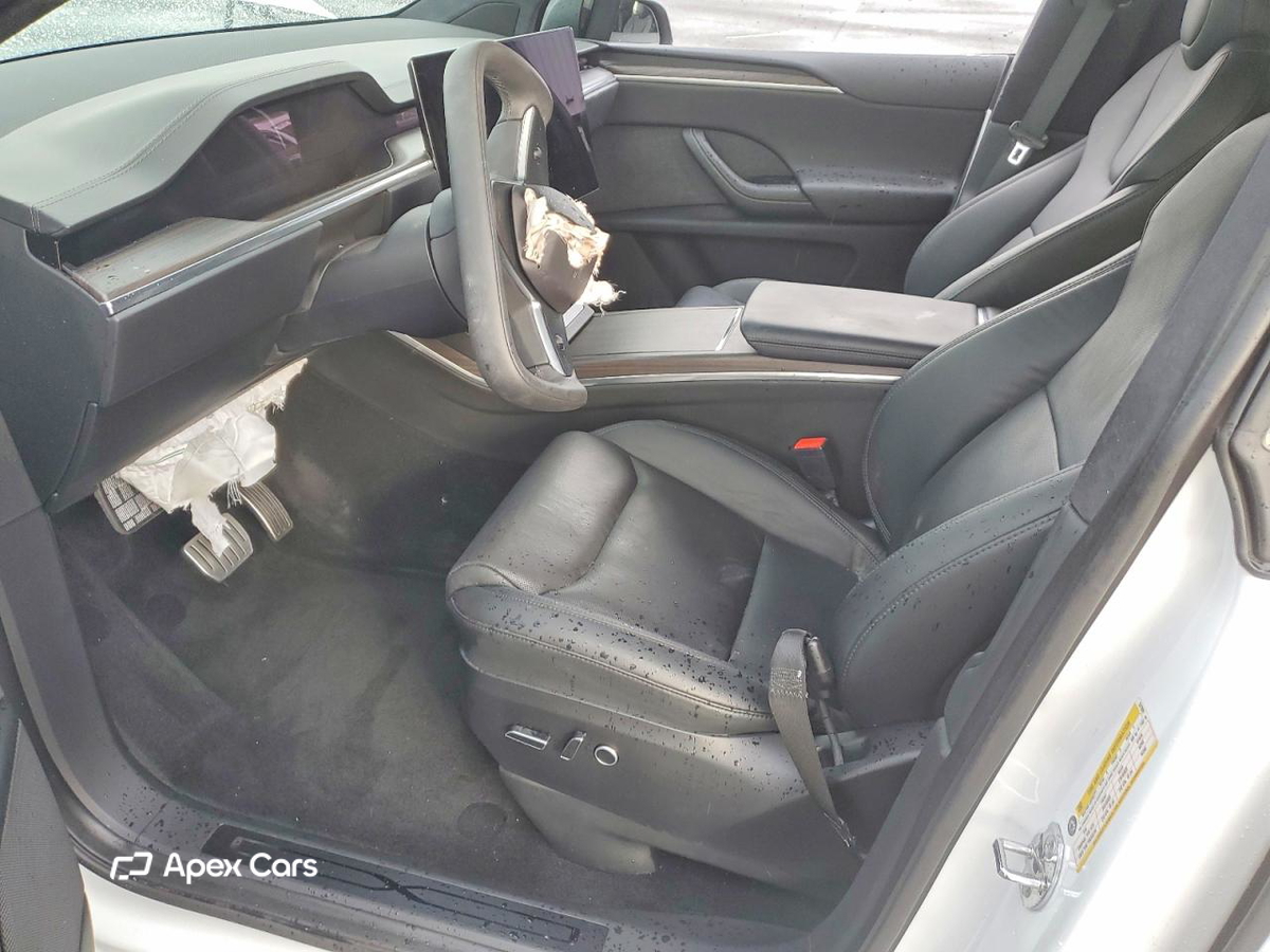 Tesla Model X 2023