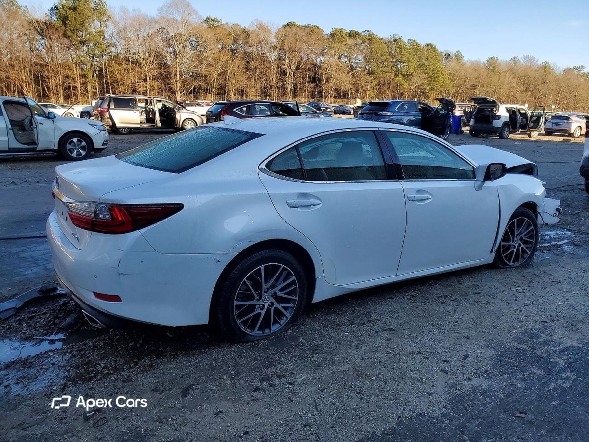 Lexus ES 2016