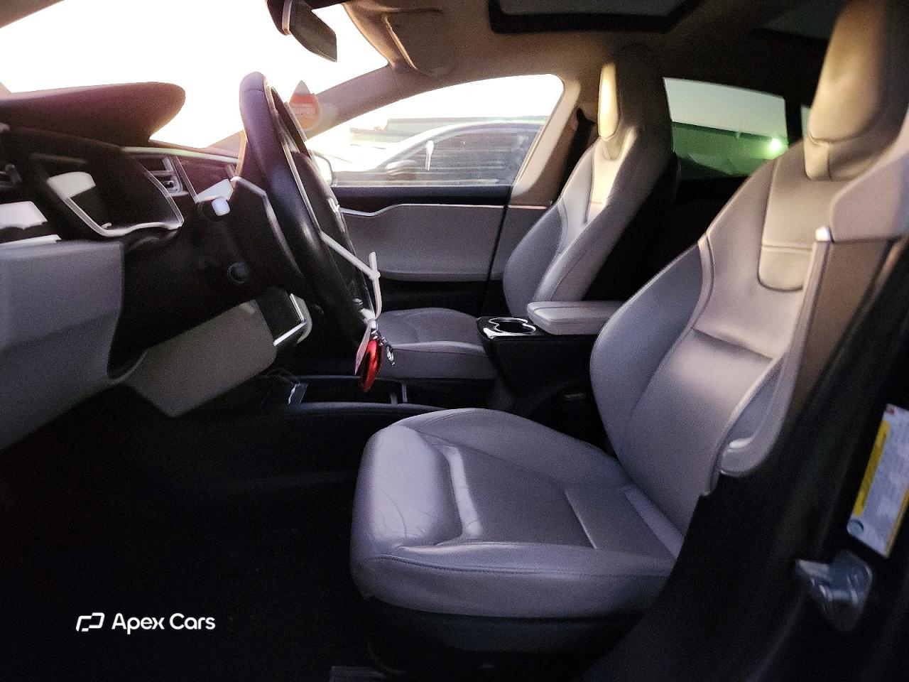 Tesla Model S 2016