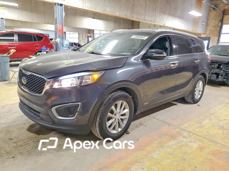 Kia Sorento 2017 - Image 1 of 13