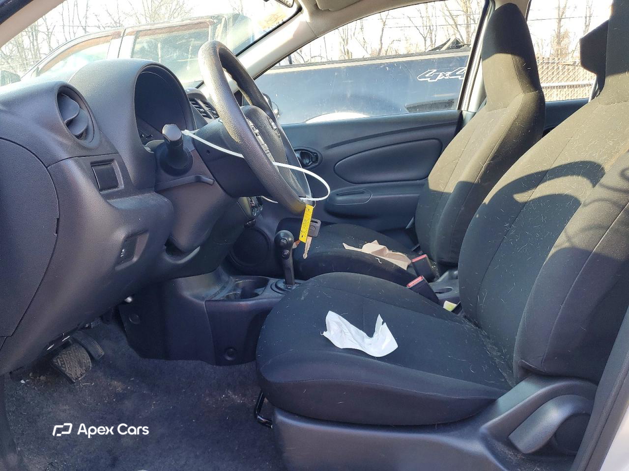 Nissan Versa 2015