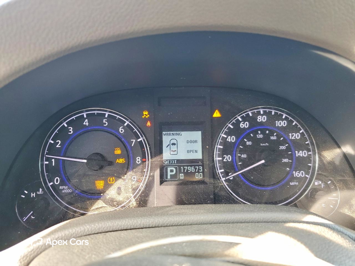 Infiniti G 2010