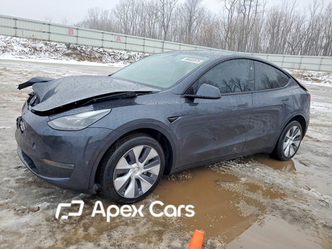 Tesla Model Y 2024 - Zdjęcie 1 z 12