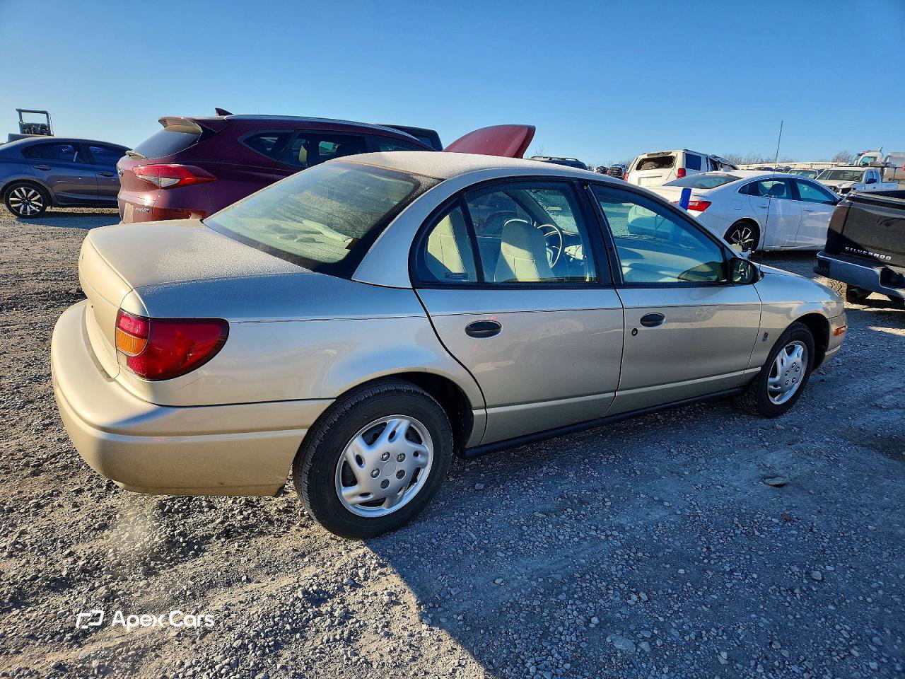 Saturn SL 2002