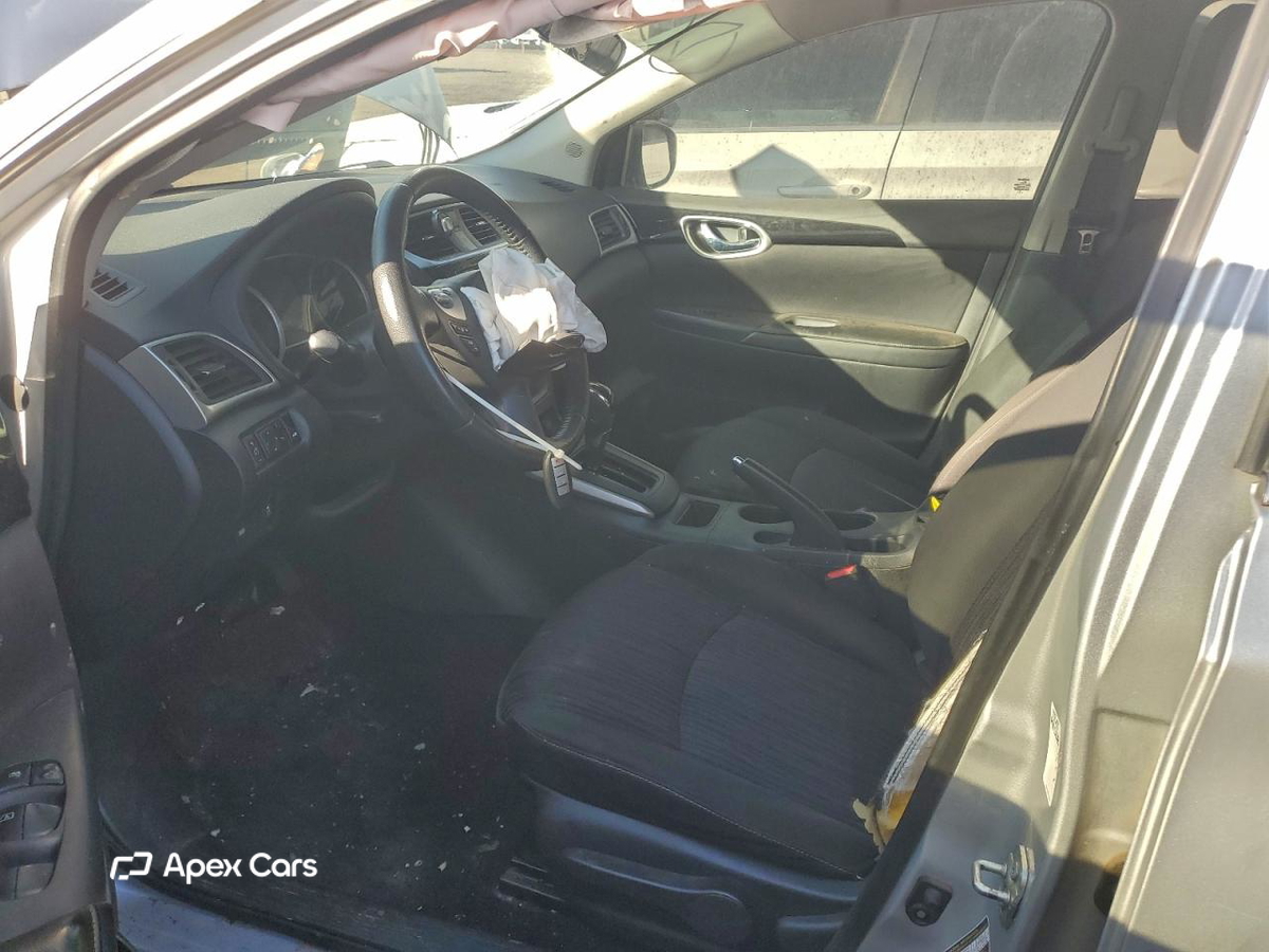 Nissan Sentra 2019
