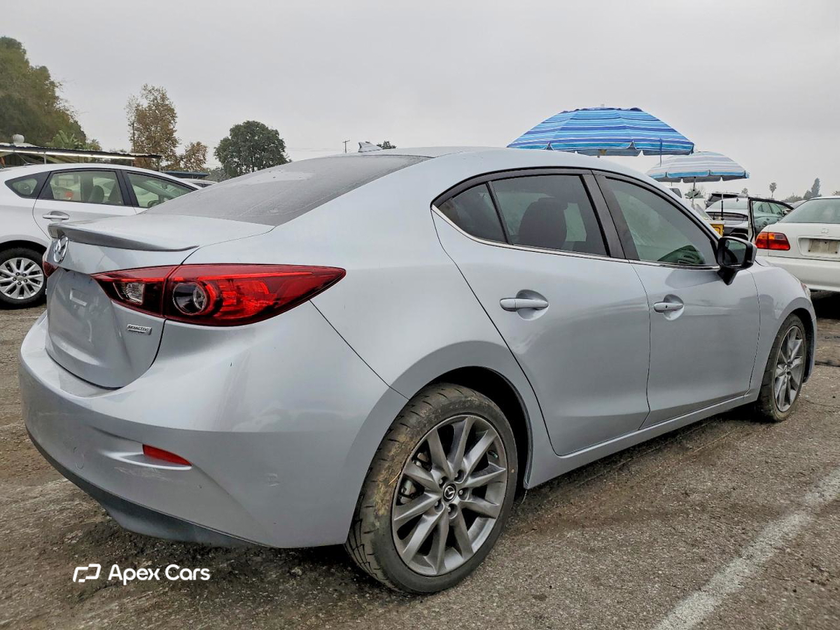 Mazda 3 2018