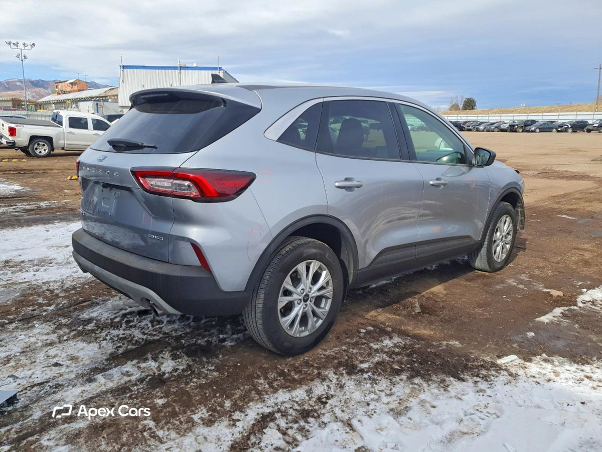 Ford Escape 2024