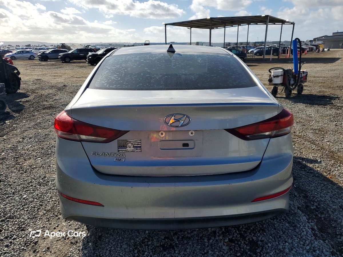 Hyundai Elantra 2017