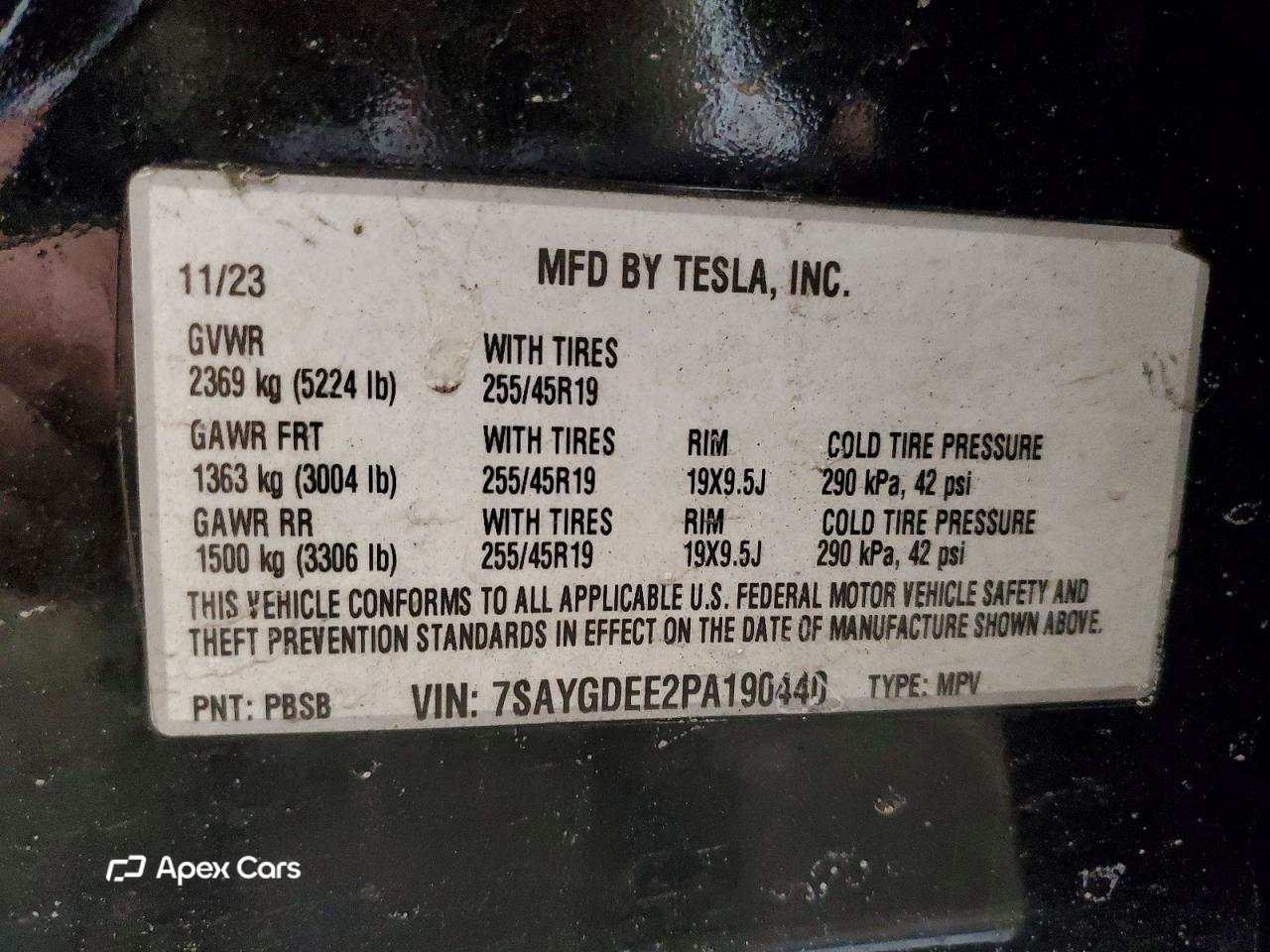 Tesla Model Y 2023