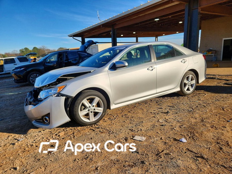 Toyota Camry 2012 - Image 1 of 13