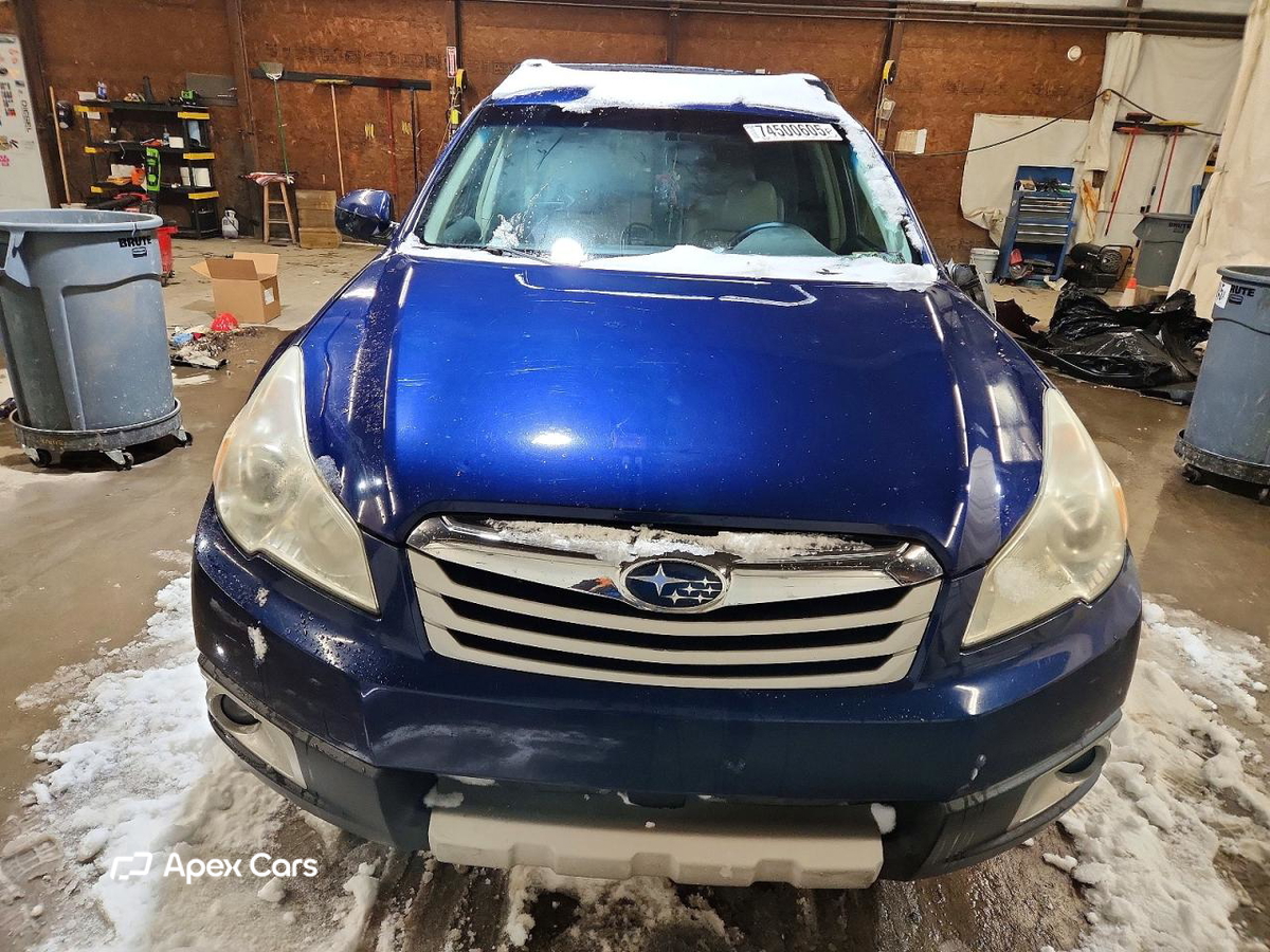 Subaru Outback 2011