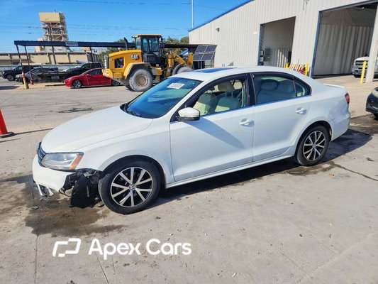 Volkswagen Jetta 2017 - Image 1 of 13