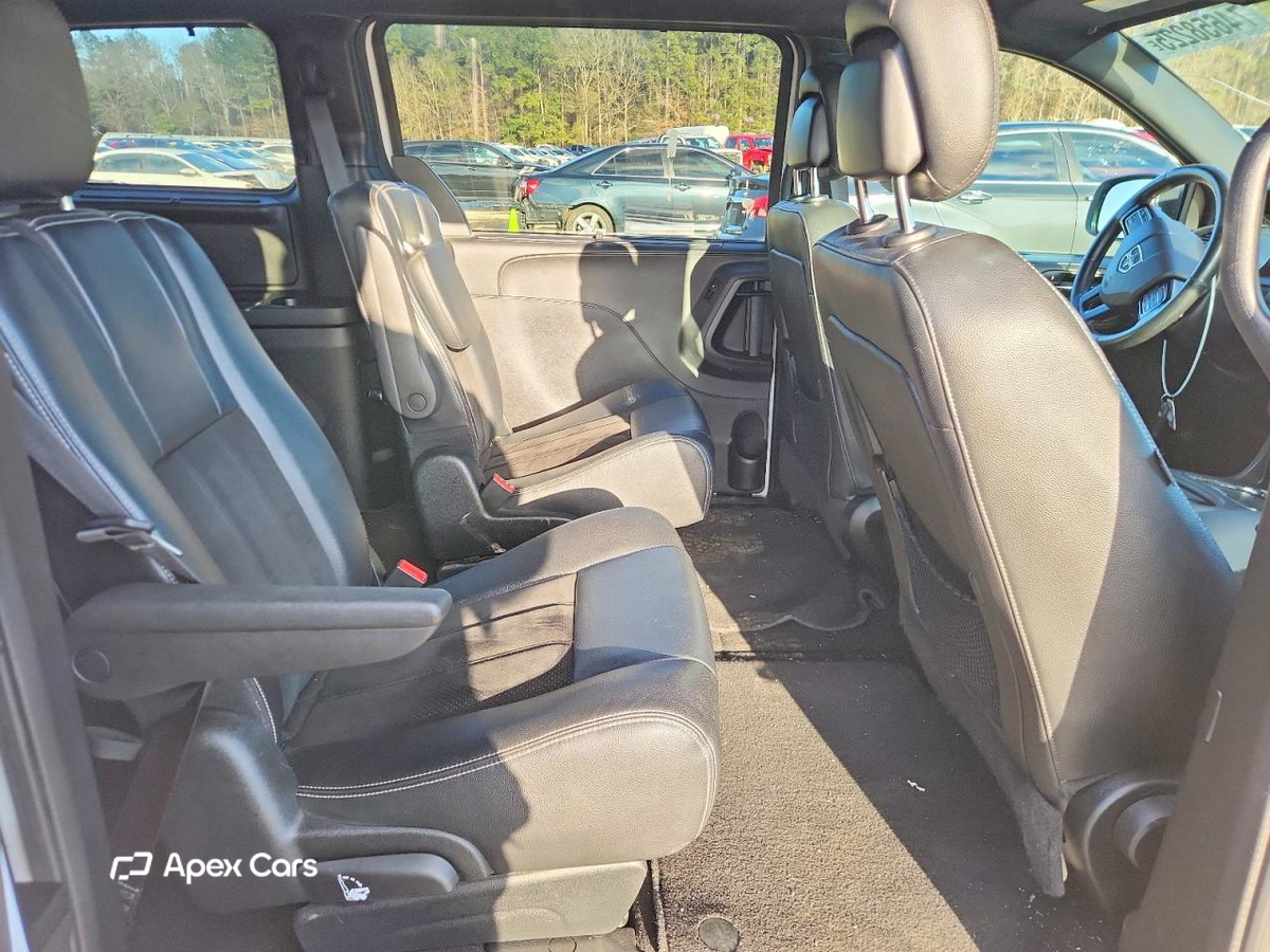 Dodge Caravan 2017