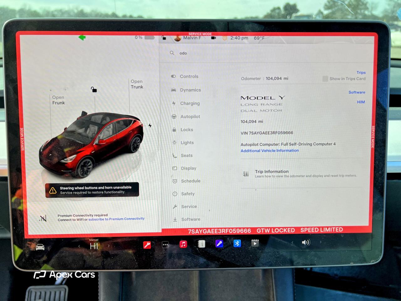Tesla Model Y 2024