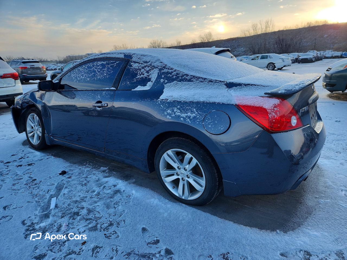Nissan Altima 2012