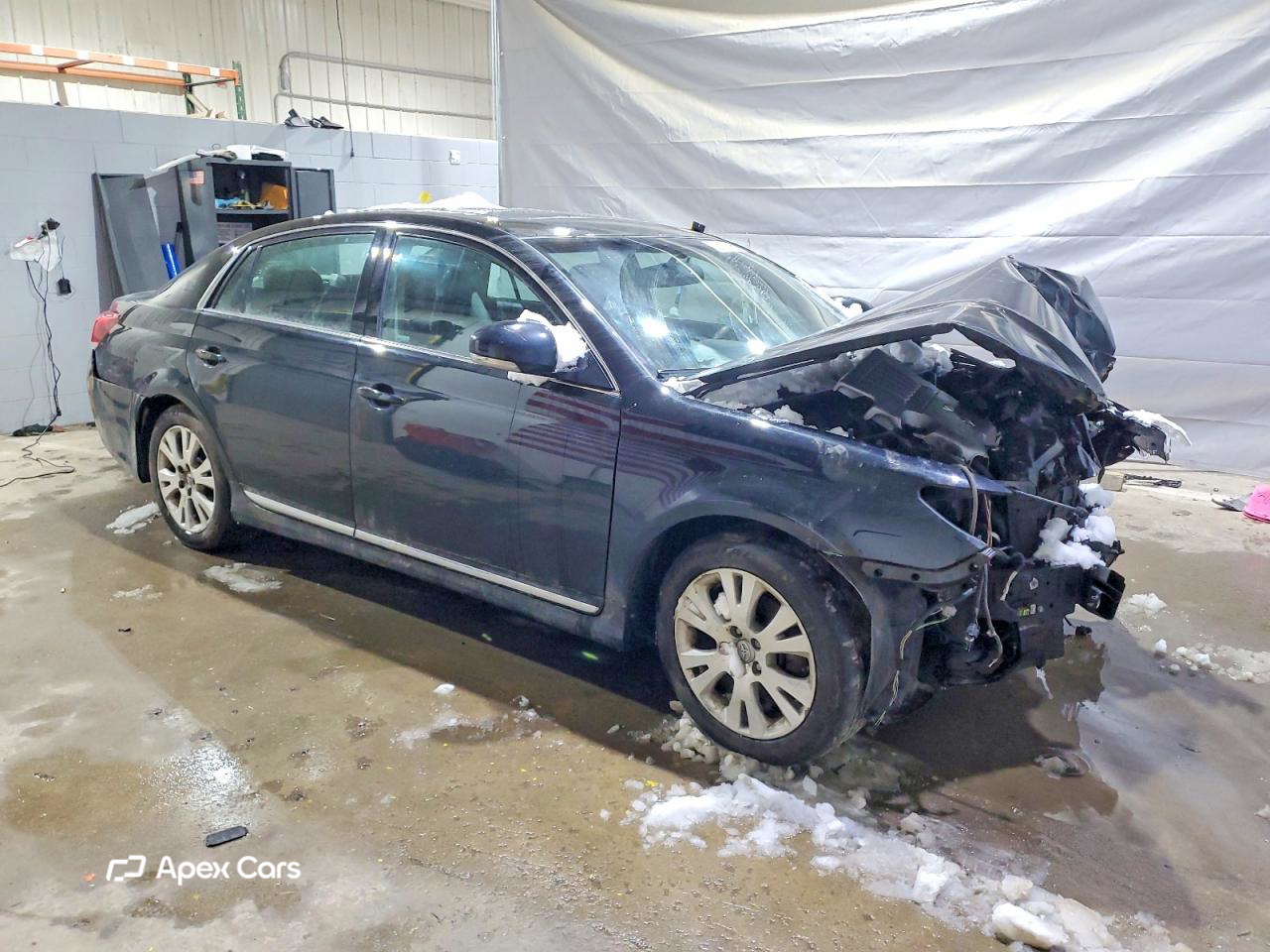 Toyota Avalon 2011