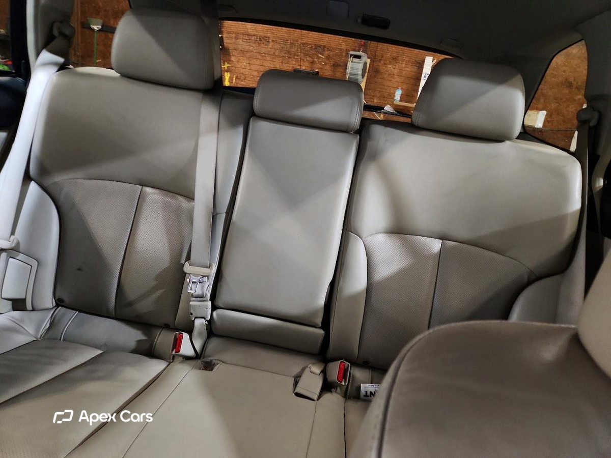 Subaru Outback 2011