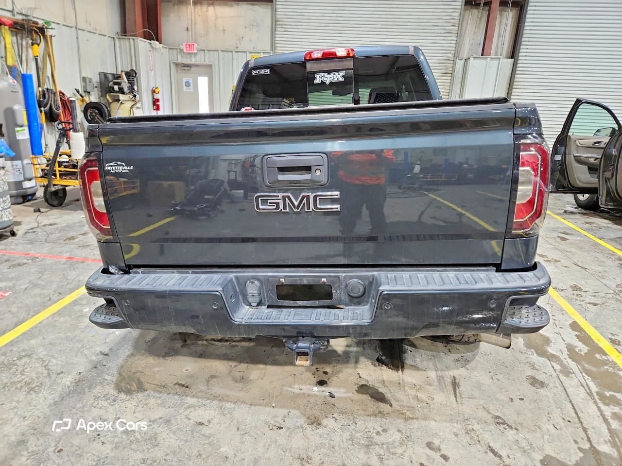 GMC Sierra 2017