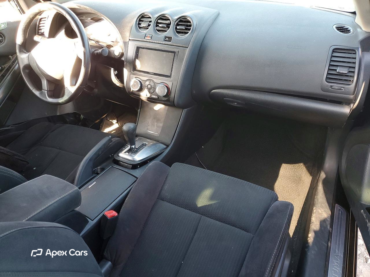 Nissan Altima 2012