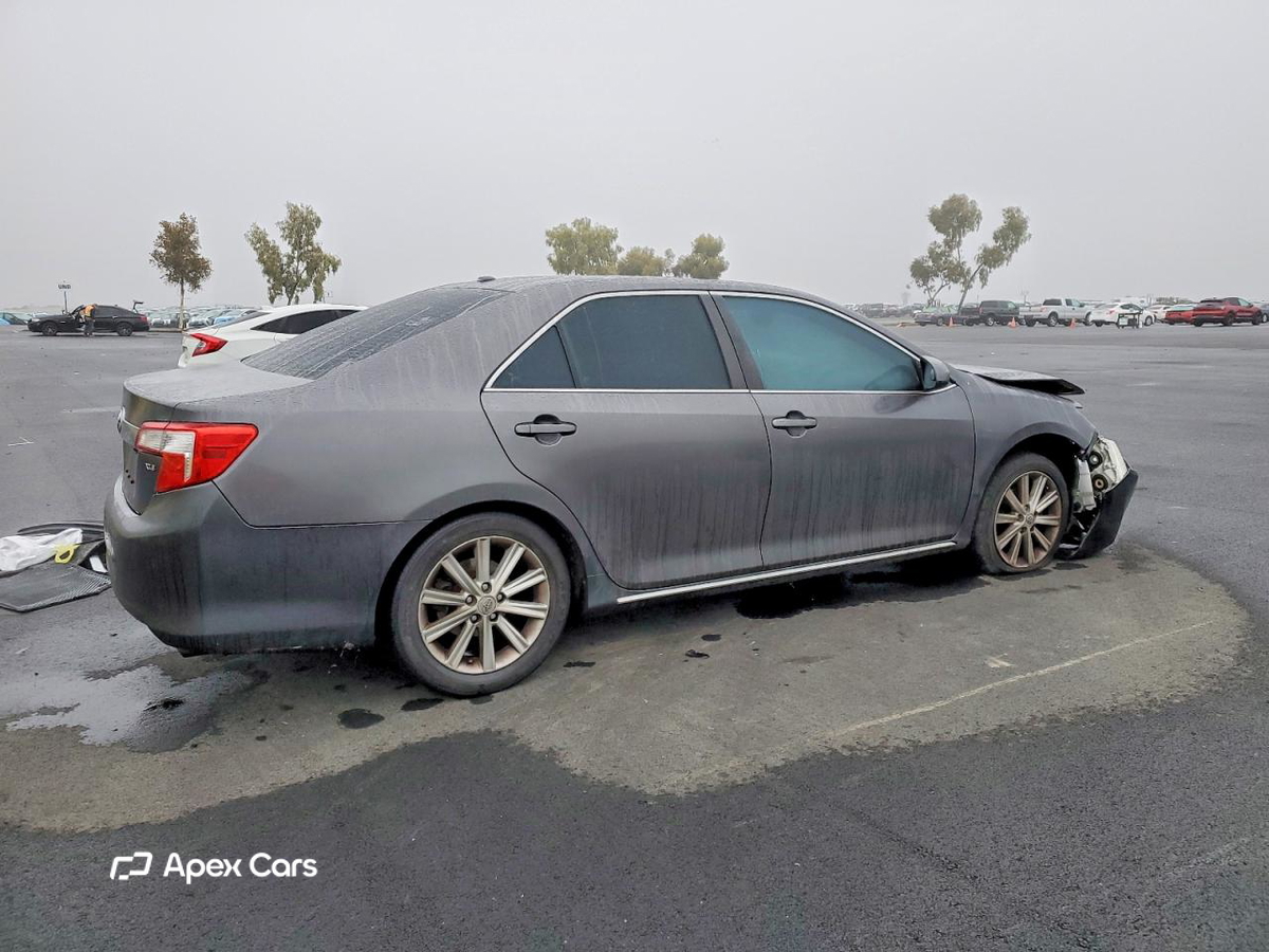 Toyota Camry 2012