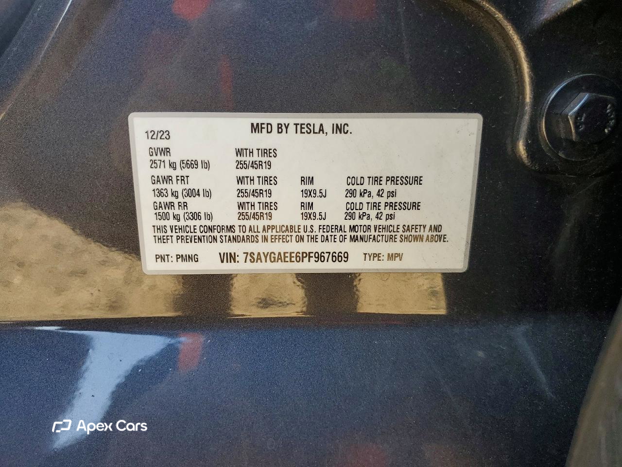 Tesla Model Y 2023
