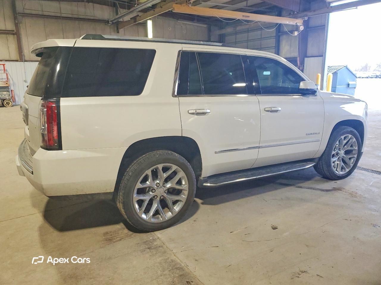 GMC Yukon 2016