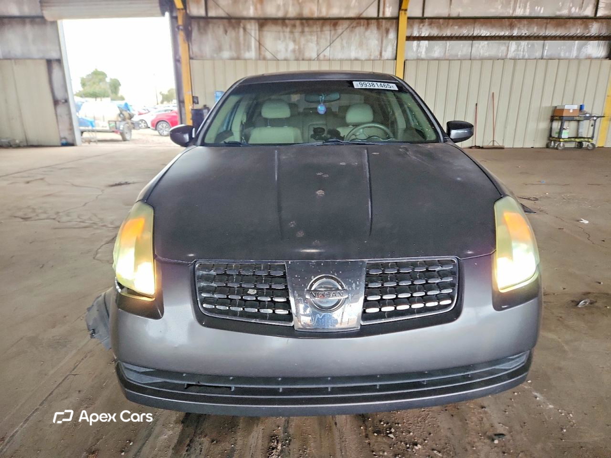 Nissan Maxima 2004