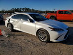 Lexus ES 2019