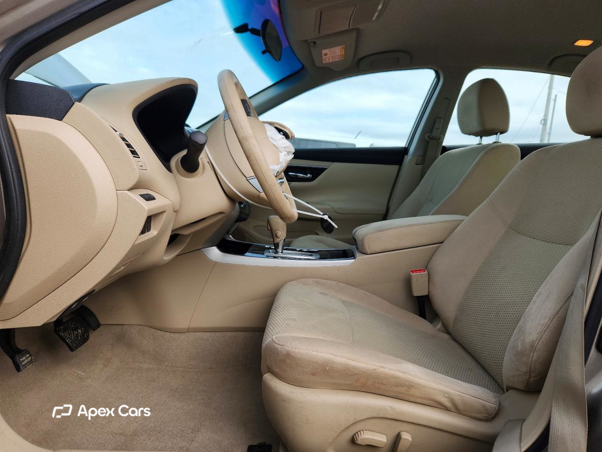 Nissan Altima 2014