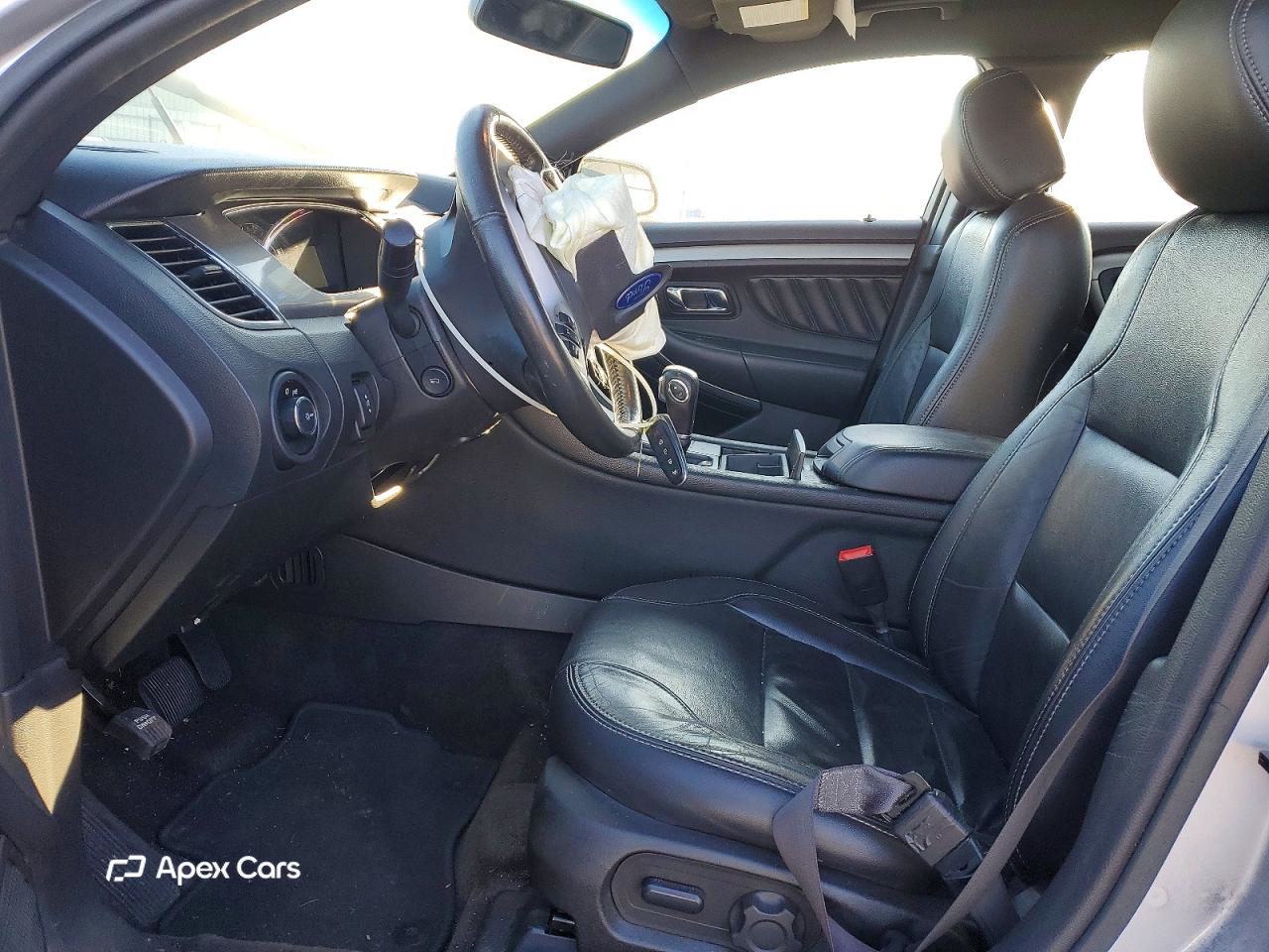 Ford Taurus 2016
