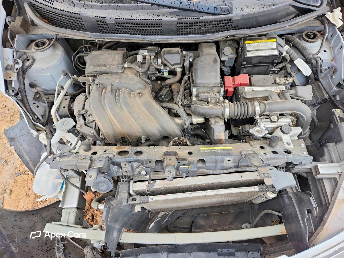 Nissan Versa 2015