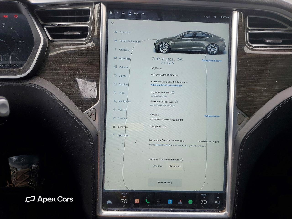 Tesla Model S 2015