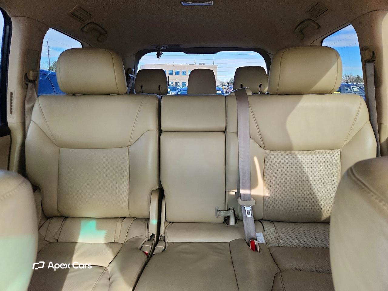 Lexus LX 2010