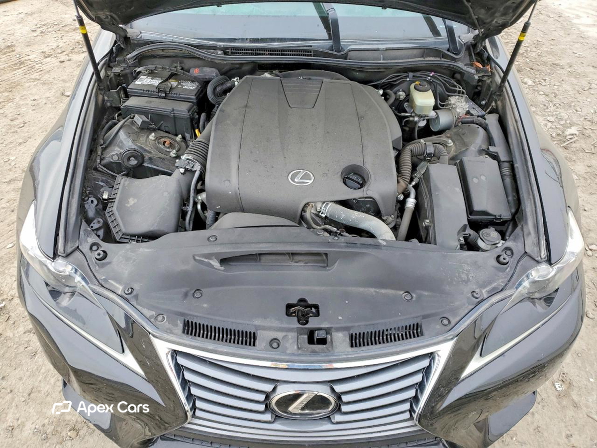 Lexus IS 2015